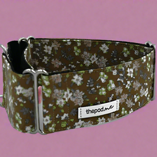 Retro Flowers Chocolate Martingale Collar