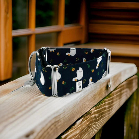 Retro Ducks Martingale Collar